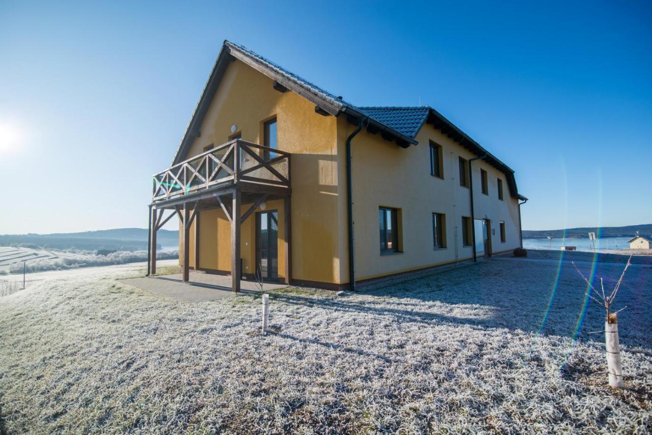 Astra Lipno Apartment Frymburk Bagian luar foto