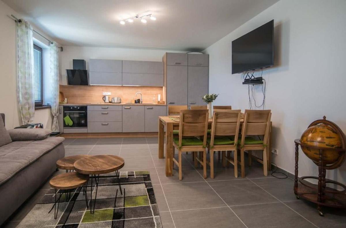 Astra Lipno Apartment Frymburk Bagian luar foto